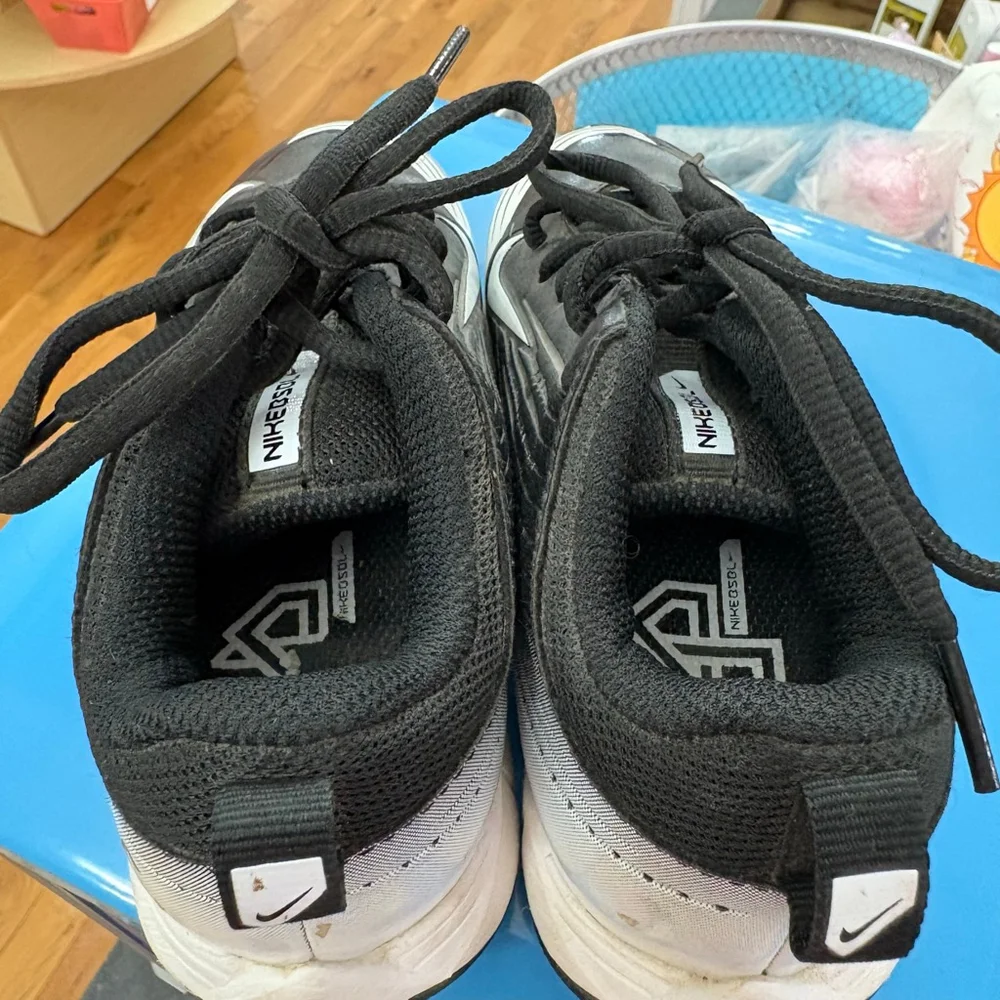 Nike Vapor Black White Baseball Cleats 12 - Picture 5 of 8